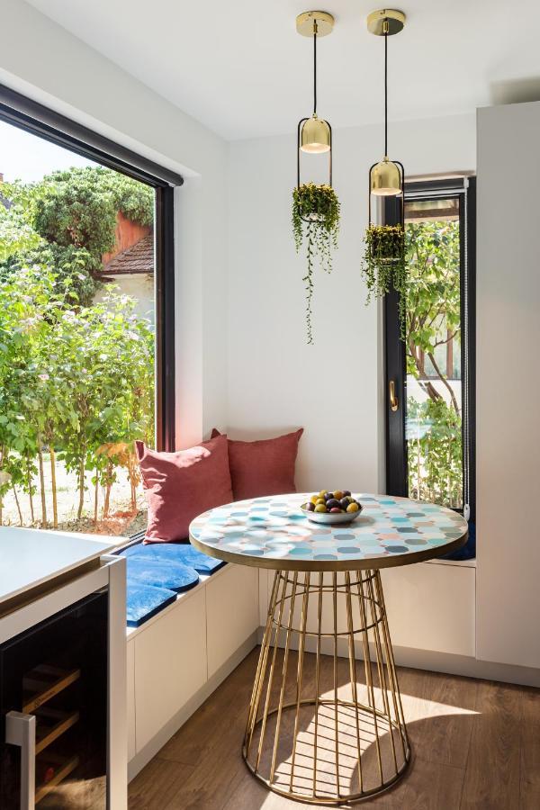 Designer Apartment In The City Center クルージュ＝ナポカ エクステリア 写真