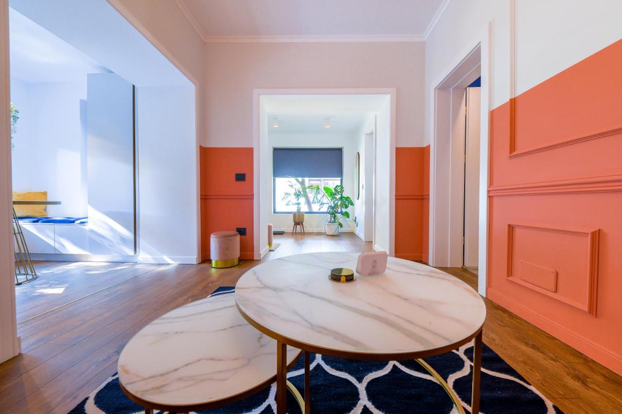 Designer Apartment In The City Center クルージュ＝ナポカ エクステリア 写真